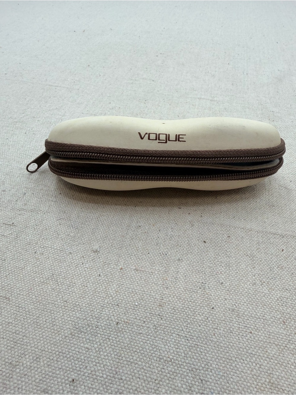 Vogue Cream Eyewear Zip Case with Brown Trim